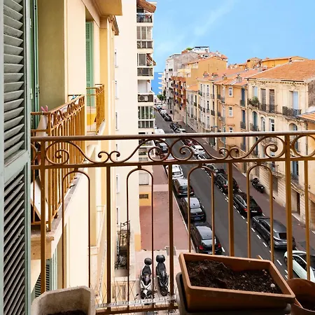 Appartement Lazur édouard Vii - à 300 M Des Plages Menton